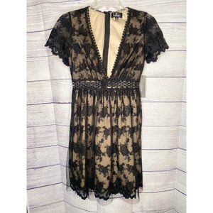 NWT Lulu's black lace lined dress size‎ XS